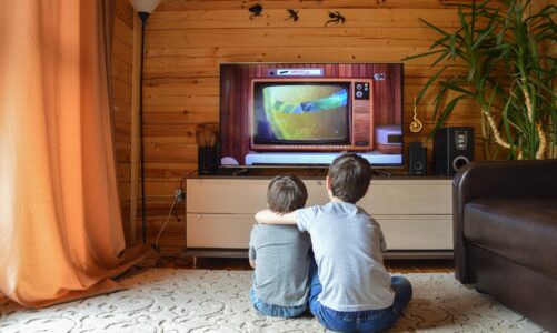 Czy tradycyjna telewizja przetrwa w erze streamingowej?